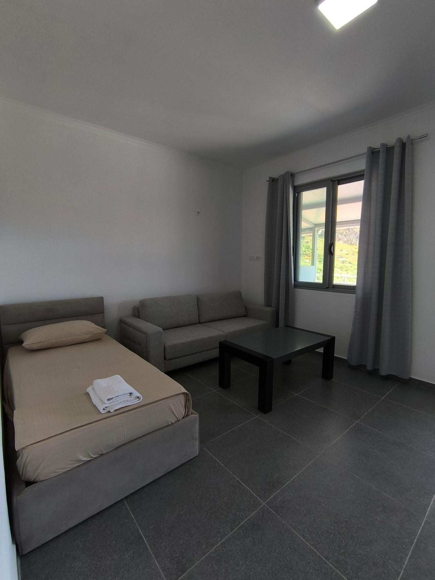 Kaful Apartments Qeparo Exterior foto